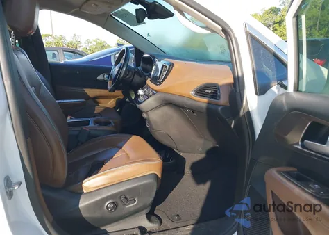 2017 Chrysler Pacifica Limited from USA, damaged, VIN 2C4RC1GG3HR570941